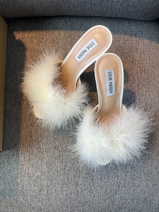 Steve Madden Shoes - Steve Madden Fur Heels - Size 8 (BRAND NEW)